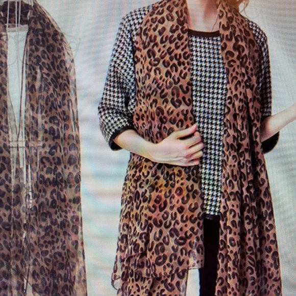 Soft  Fashion Polka Dots Pattern Chiffon  Scarves - Picture 2 of 11